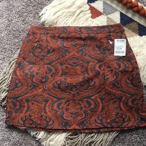 ❗️NWT❗️Woven Mini-Skirt